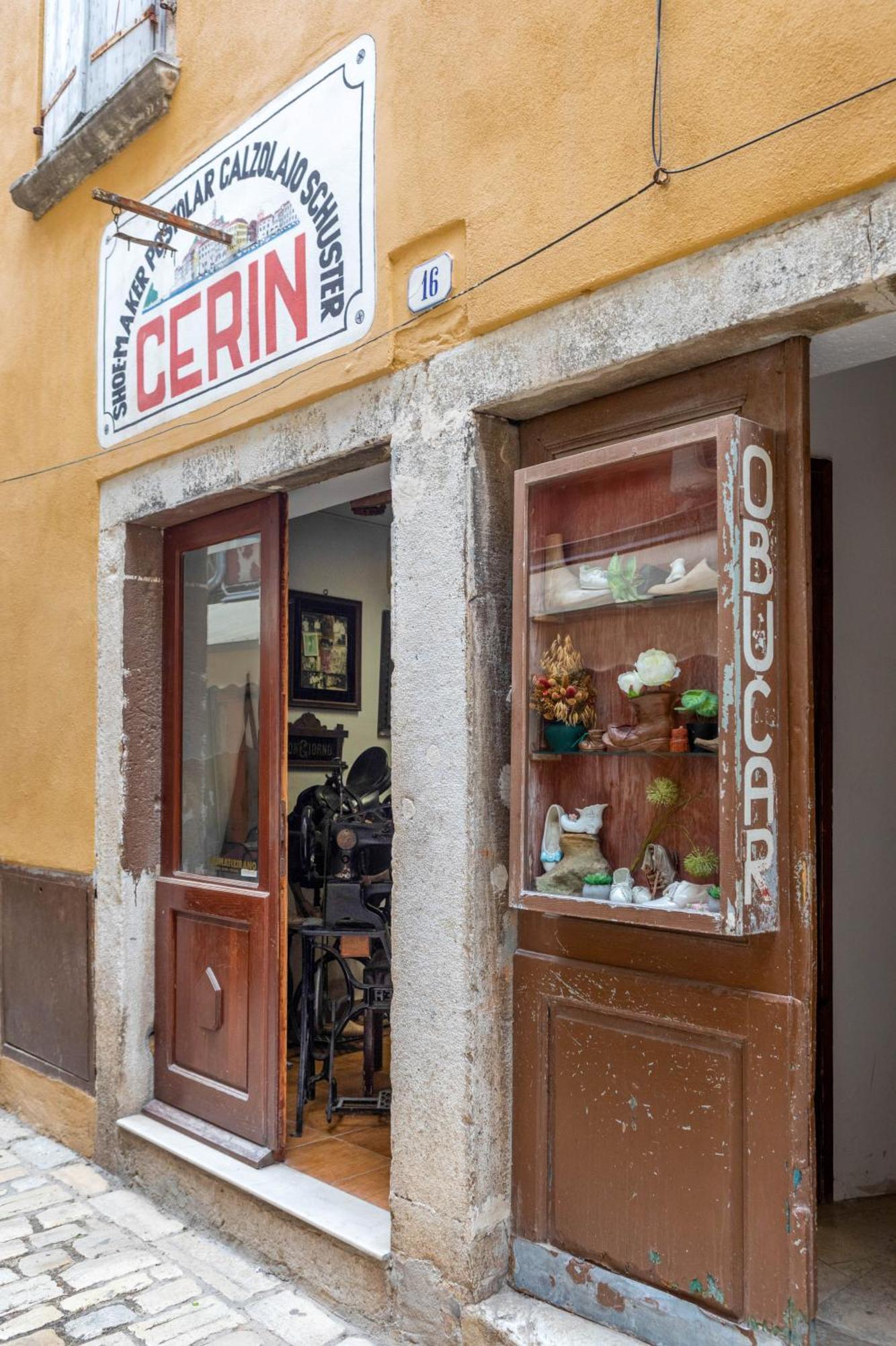 Casa Kaligari History Apartment Rovinj Exterior photo